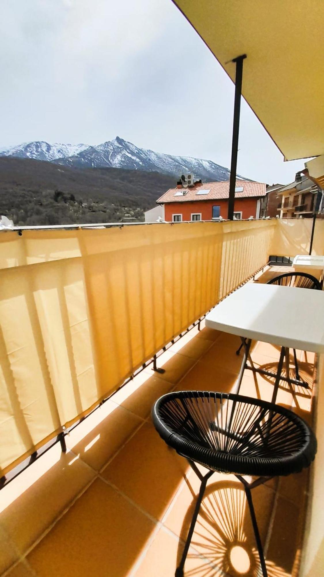 Ferienwohnung La Casona Serranillos Exterior foto