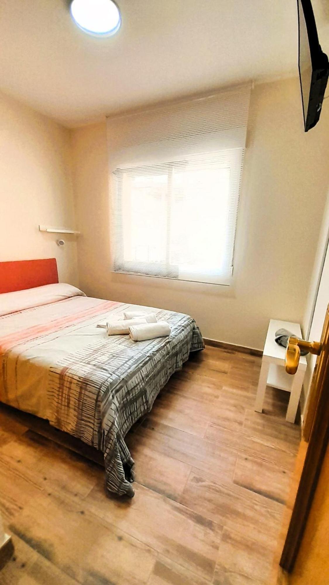Ferienwohnung La Casona Serranillos Exterior foto